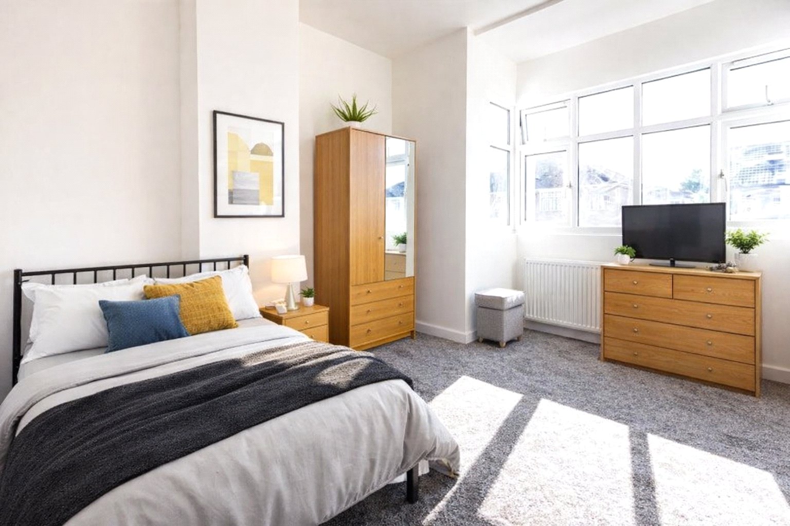 6 bedroom House to let in Filton, Bristol
