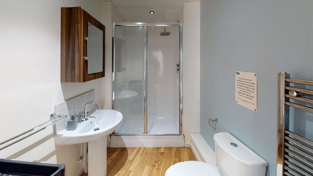 6 bedroom Flat to let in Clifton, Bristol