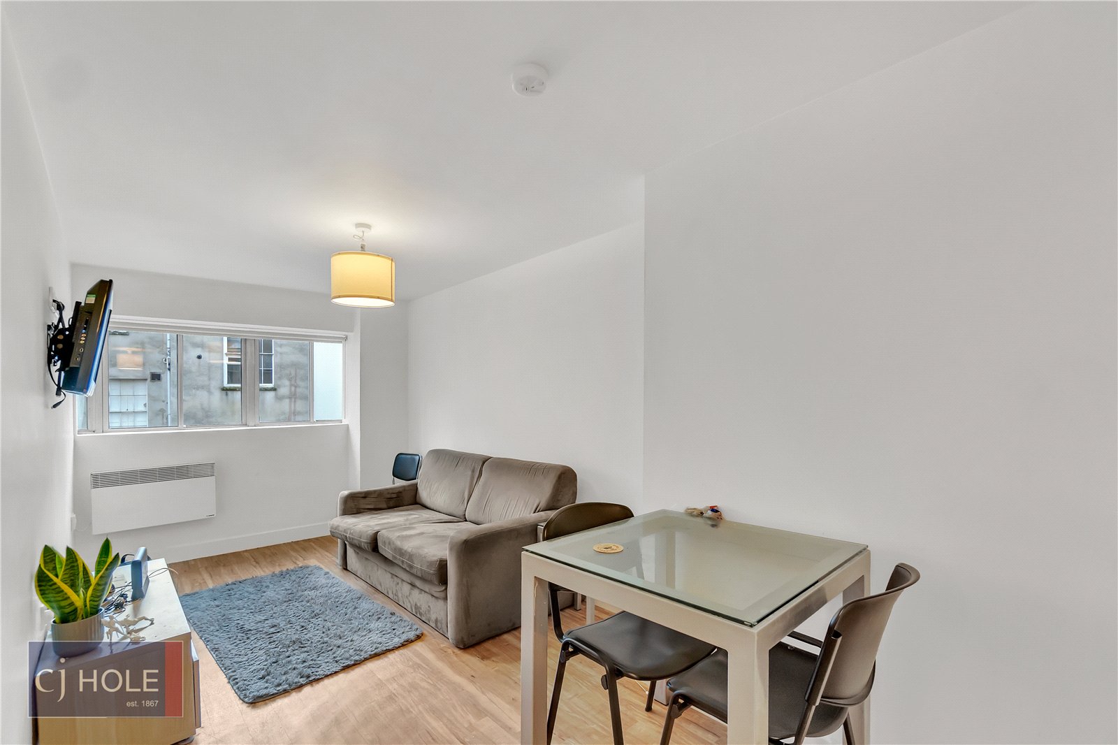 2 bedroom Flat to let in Clifton, Bristol