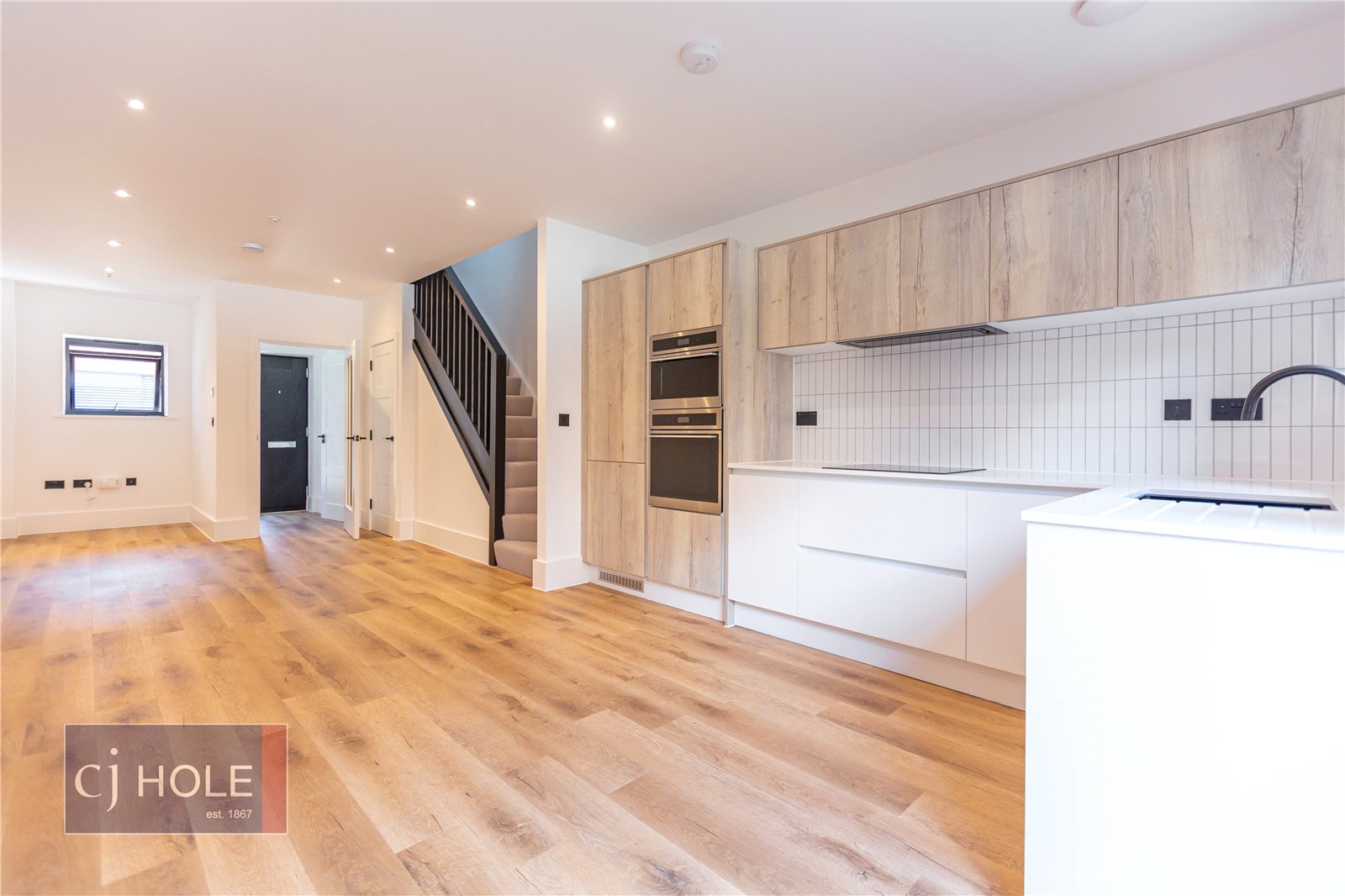 3 bedroom House to let in Old Market, Bristol