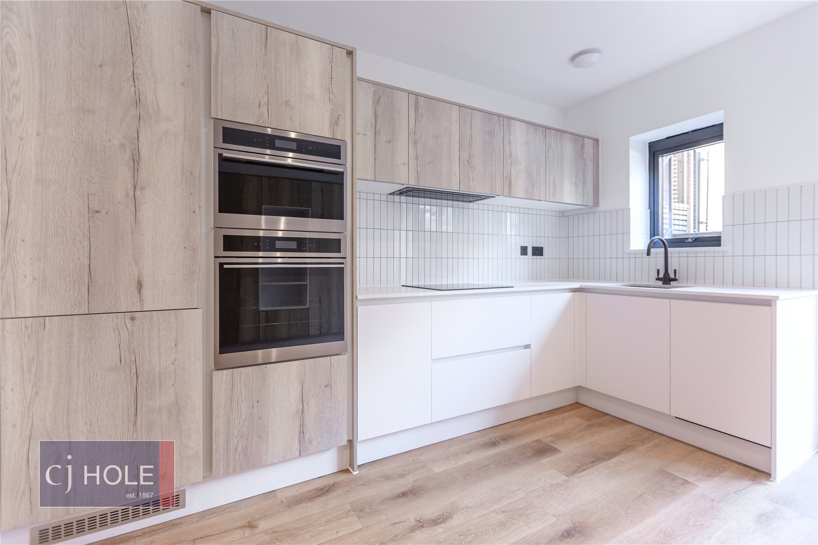 3 bedroom House to let in Old Market, Bristol