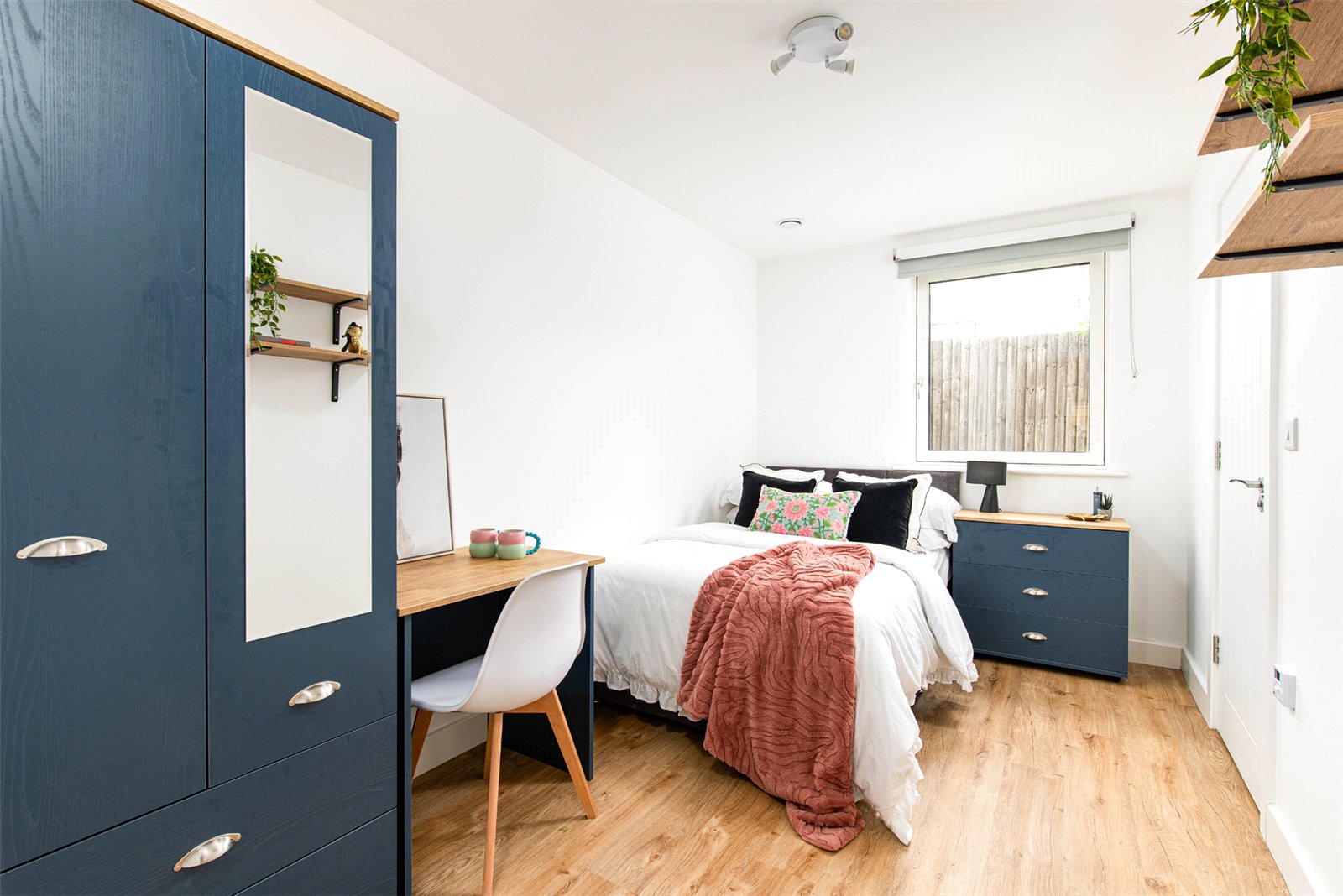 4 bedroom Flat to let in Bedminster, Bristol