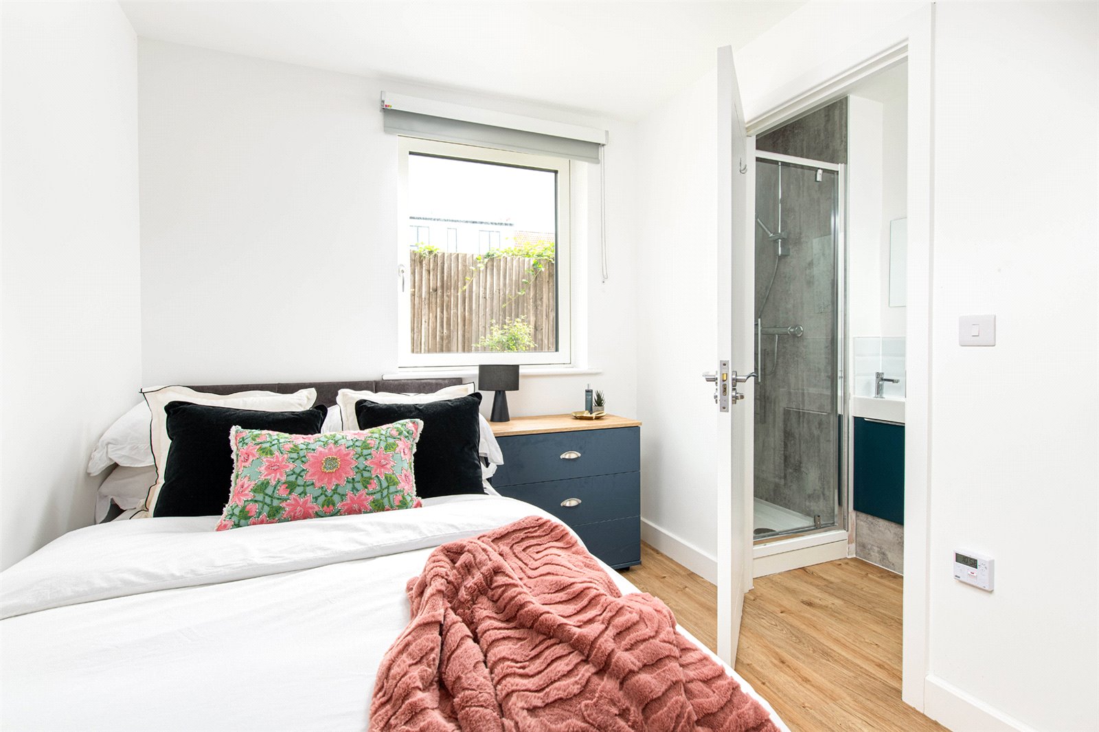 4 bedroom Flat to let in Bedminster, Bristol