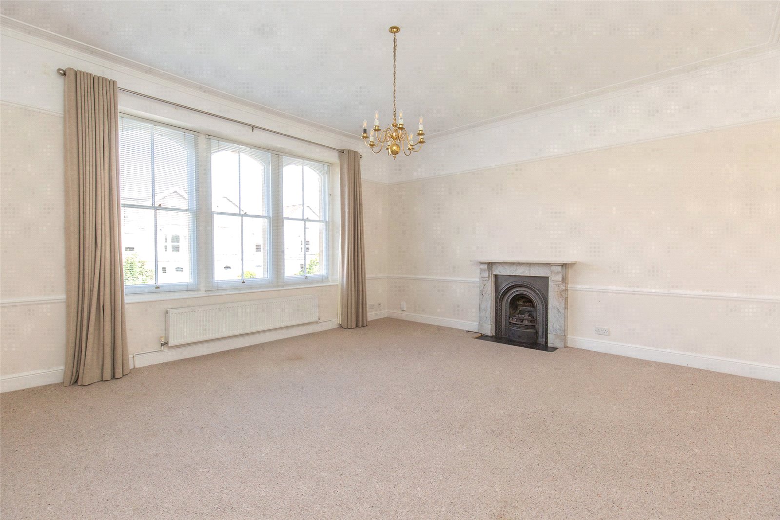 2 bedroom Flat to let in Clifton, Bristol