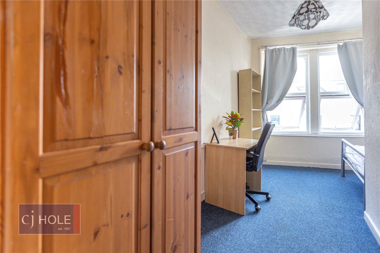 6 bedroom Flat to let in Bishopston, Bristol