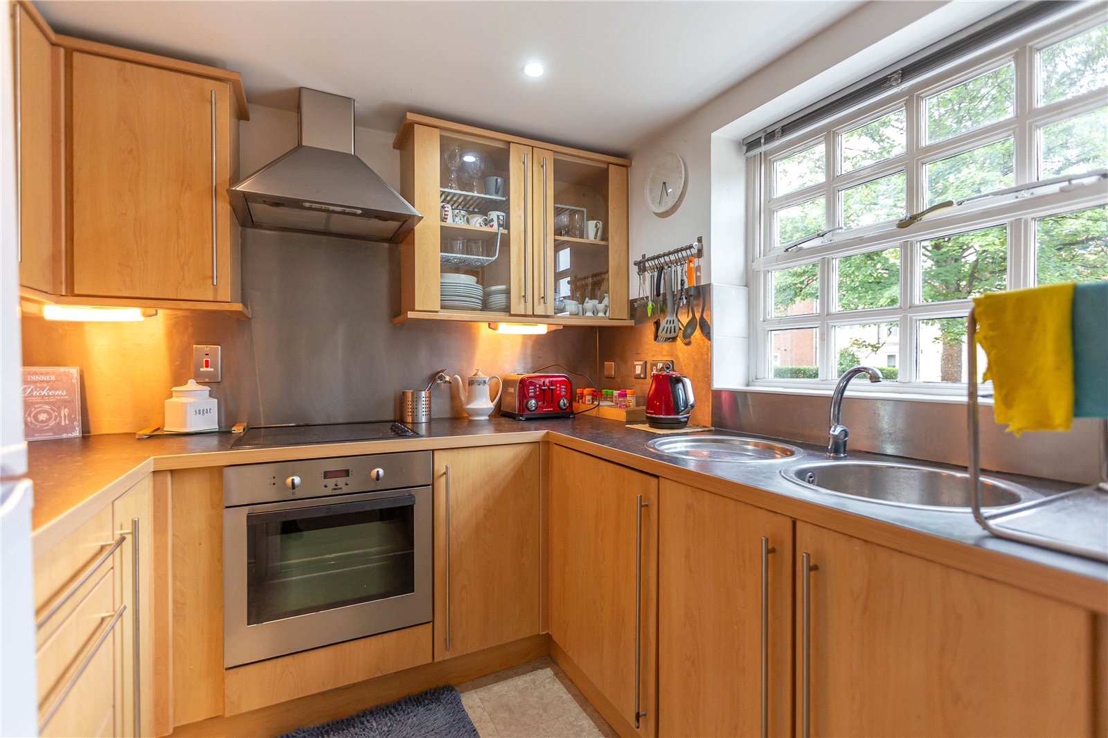 2 bedroom Flat to let in Brentry, Bristol