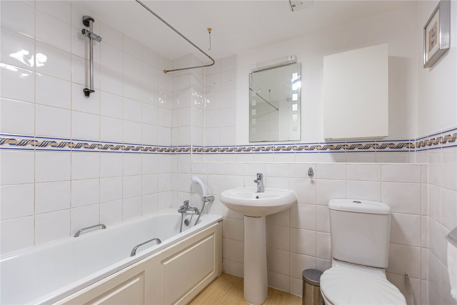 2 bedroom Flat to let in Brentry, Bristol