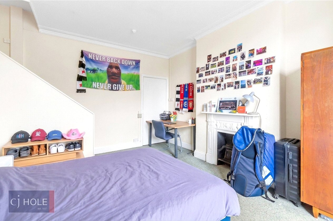 7 bedroom Flat to let in Bristol