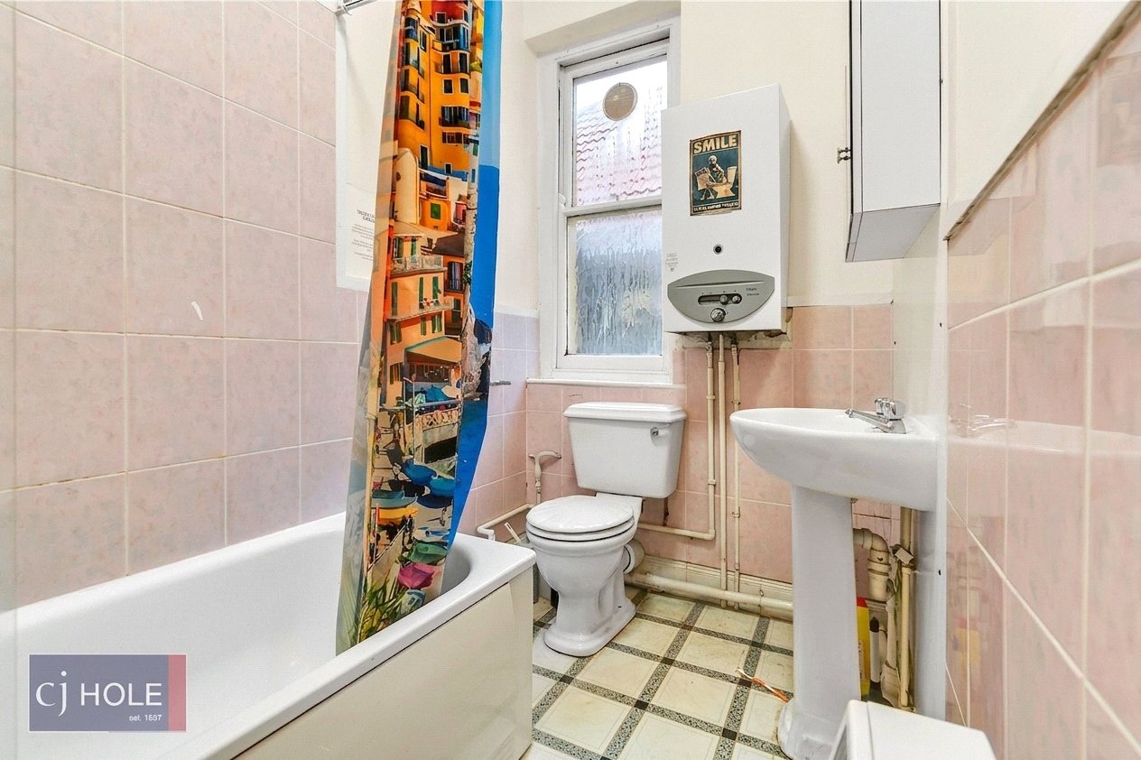 7 bedroom Flat to let in Bristol