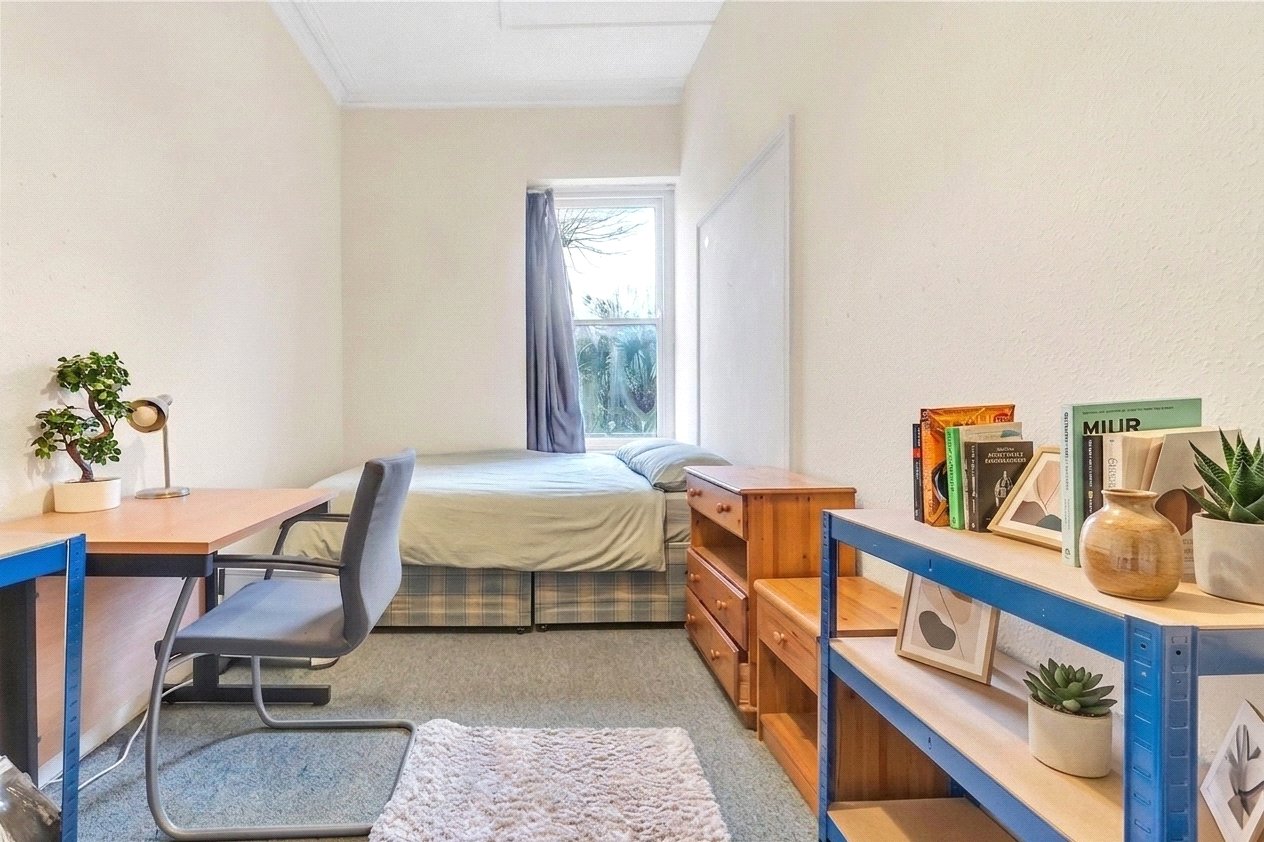 7 bedroom Flat to let in Bristol