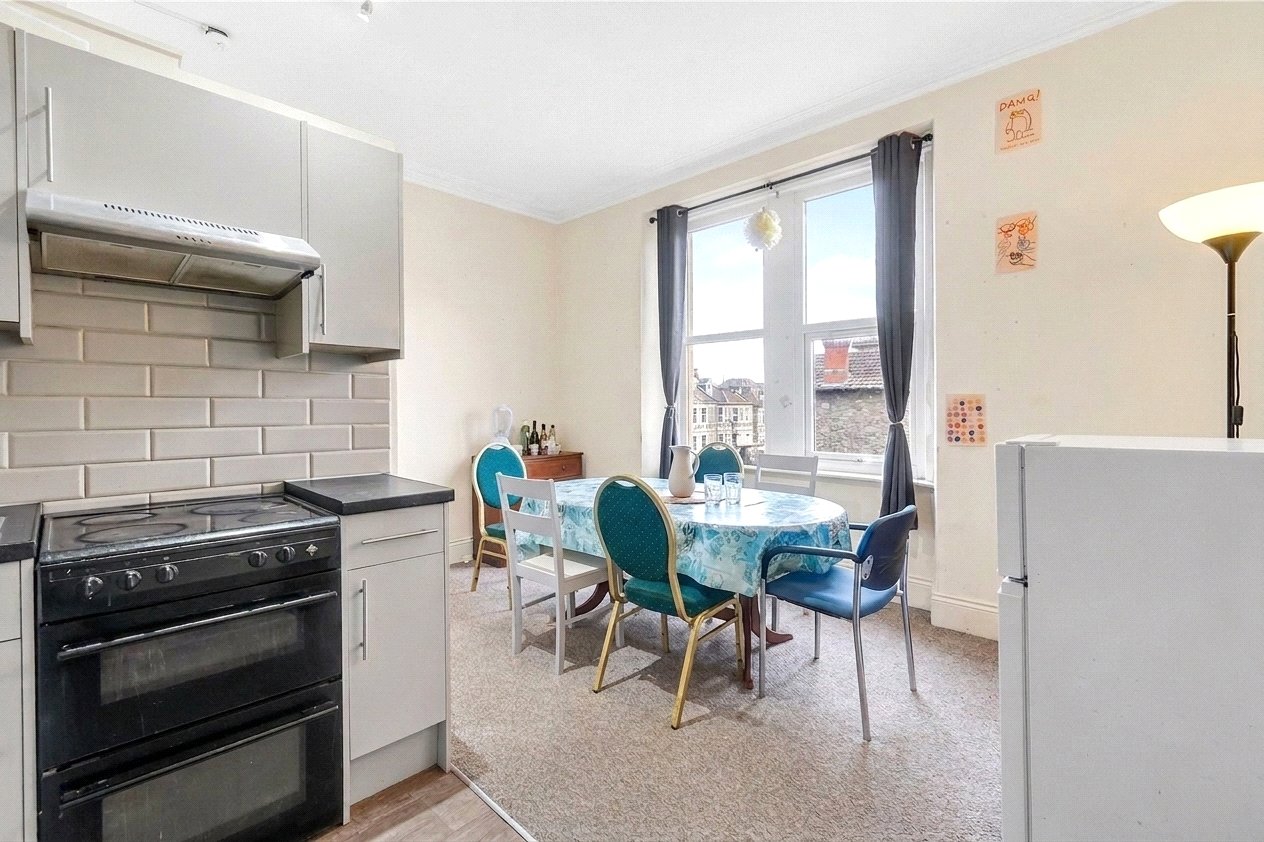 7 bedroom Flat to let in Bristol