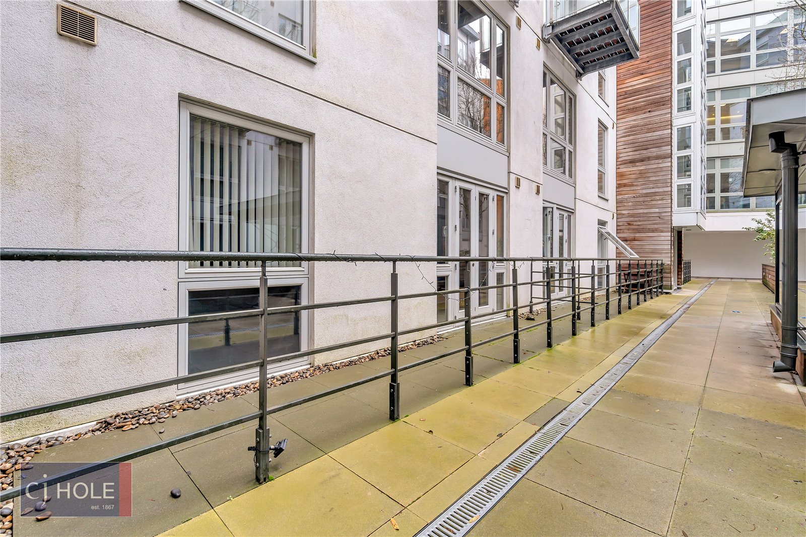 1 bedroom Flat to let in College Green, Bristol