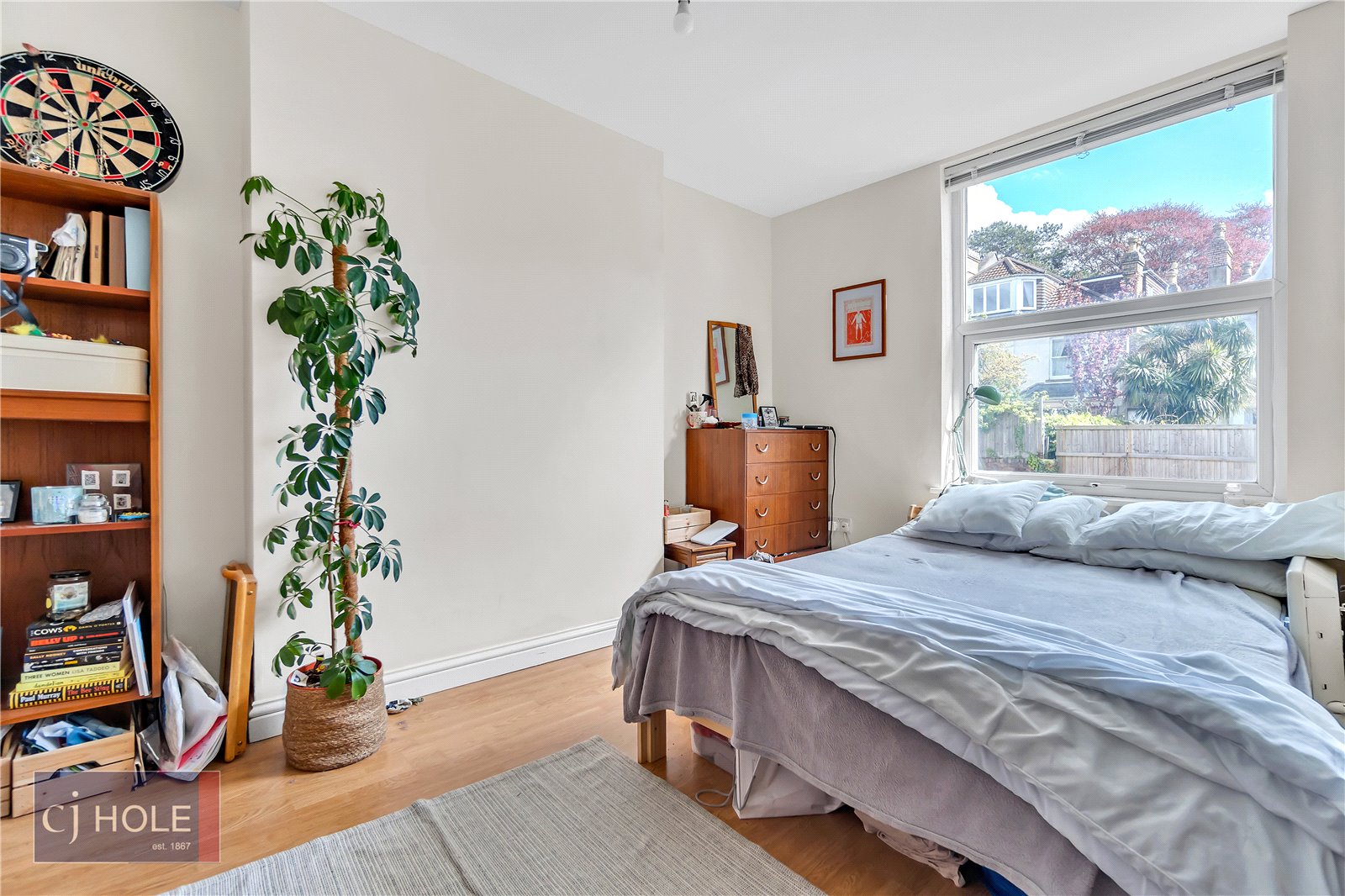 2 bedroom Flat to let in St. Andrews, Bristol