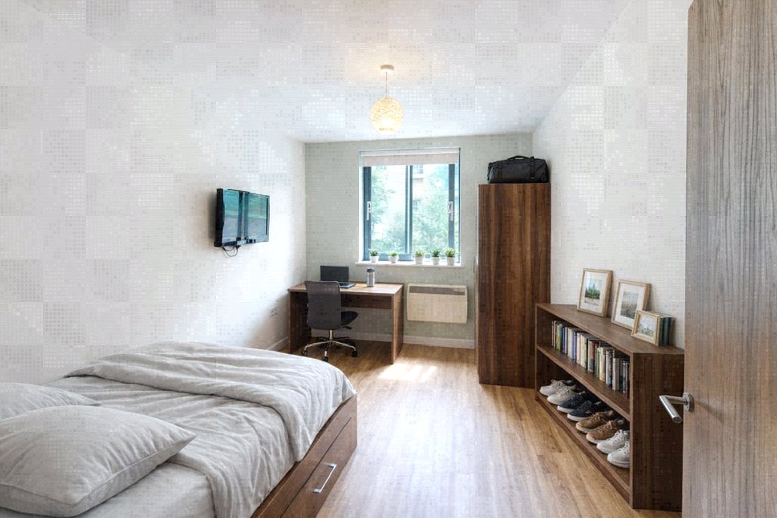1 bedroom Flat to let in Clifton, Bristol