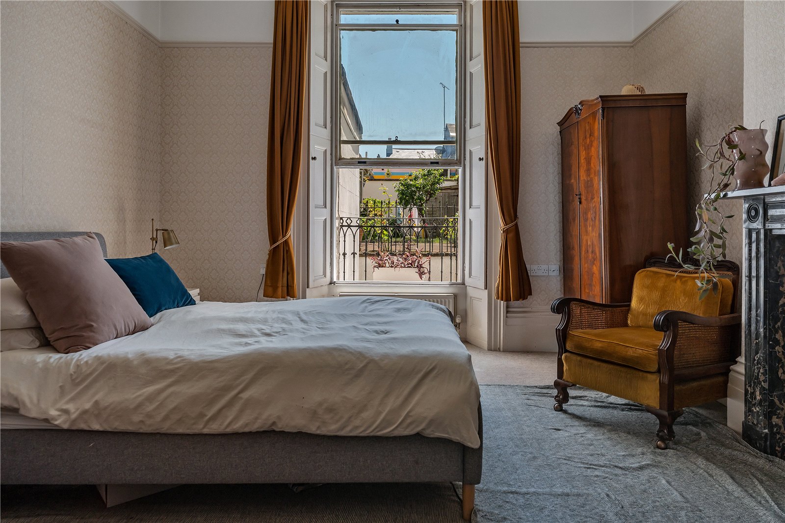 2 bedroom Flat to let in Bristol, Bristol, City of