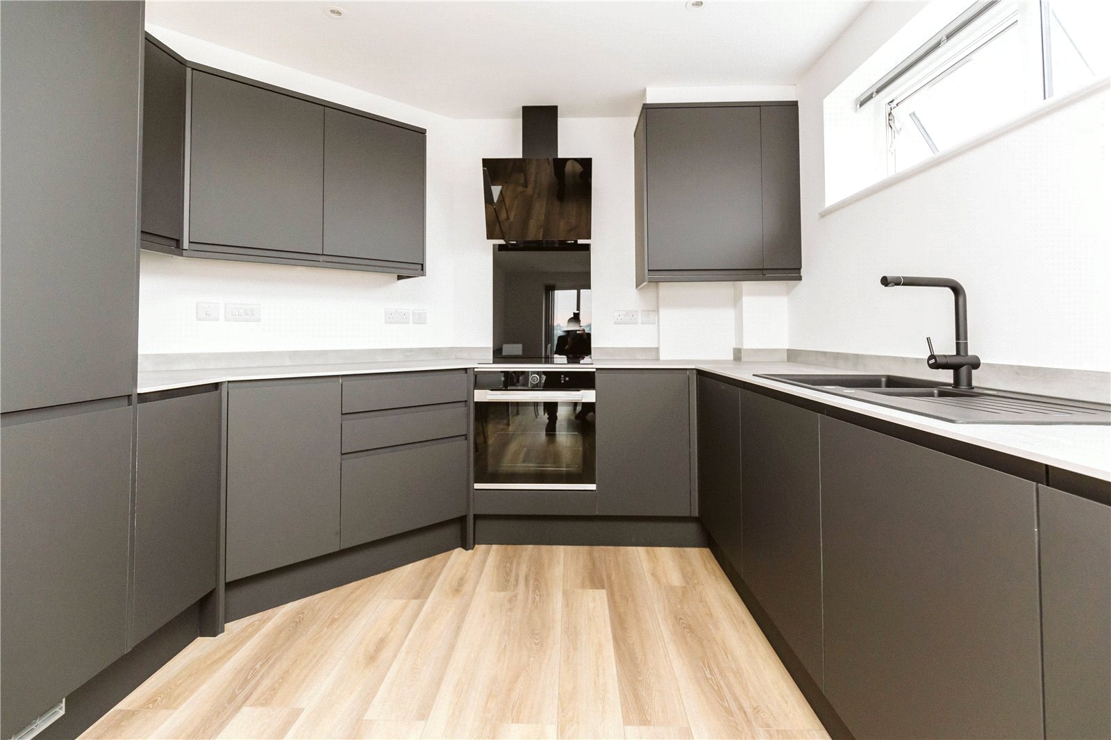 1 bedroom Flat to let in Horfield, Bristol