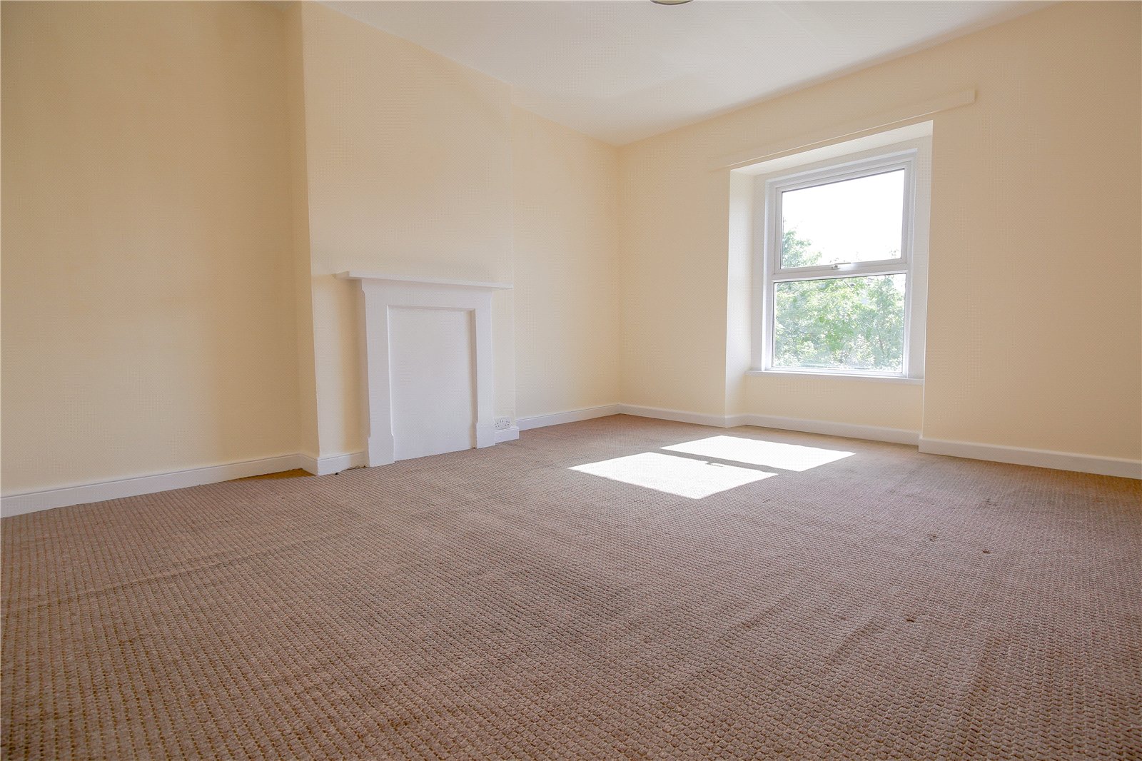 1 bedroom Flat to let in Bristol