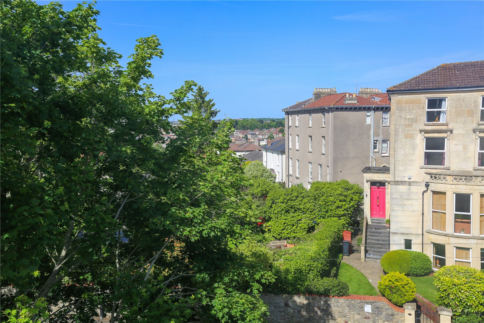 1 bedroom Flat to let in Bristol