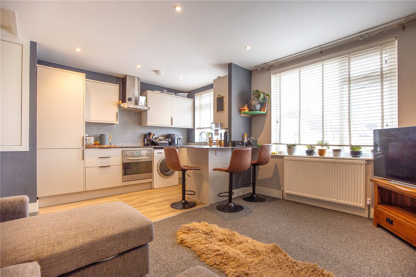 1 bedroom Flat to let in Bristol
