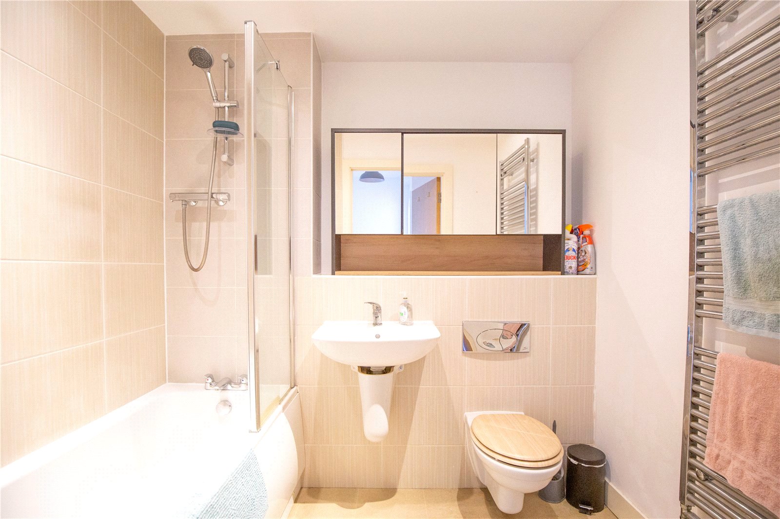 2 bedroom Flat to let in Bristol