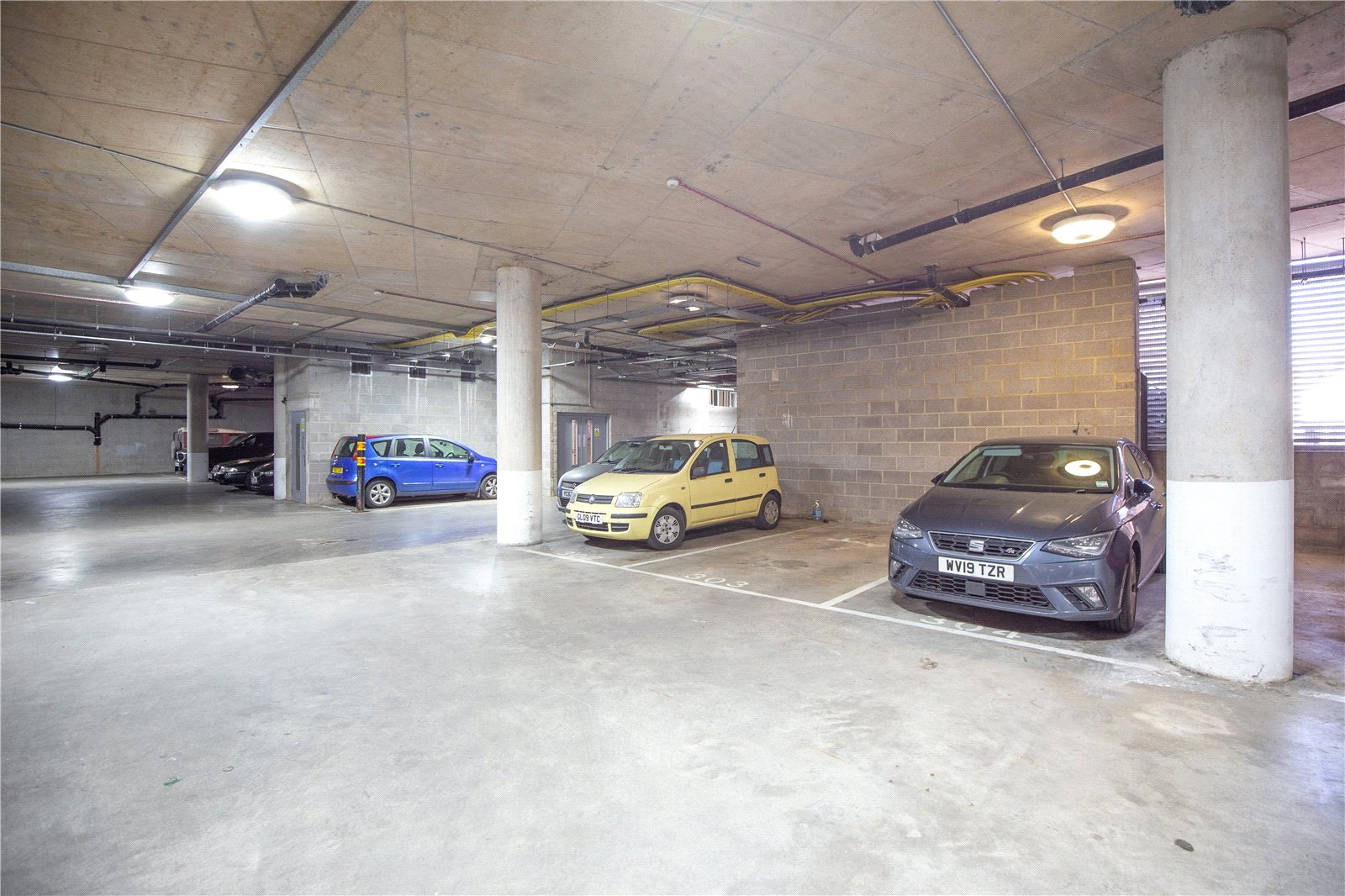 2 bedroom Flat to let in Bristol