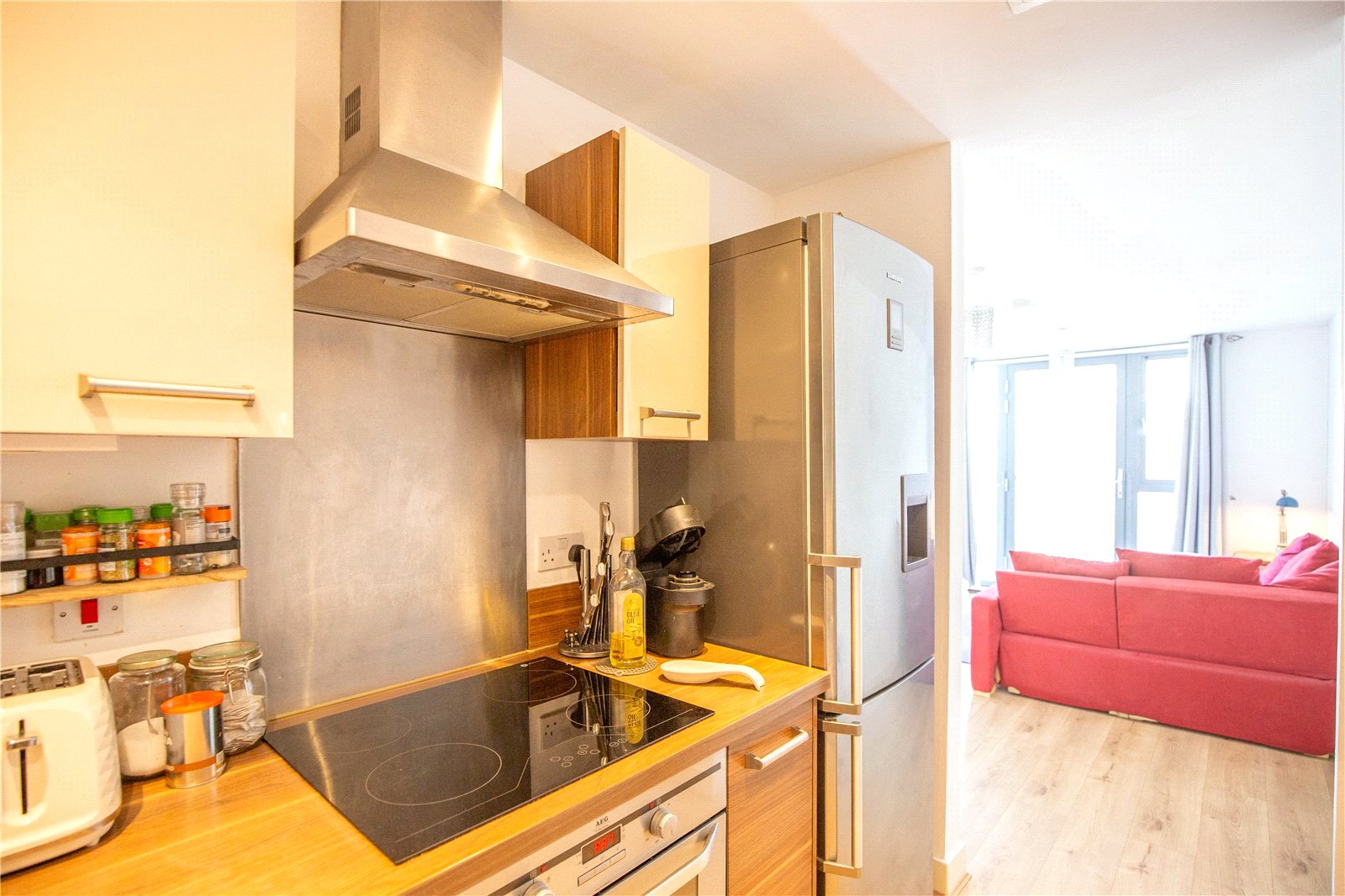 2 bedroom Flat to let in Bristol
