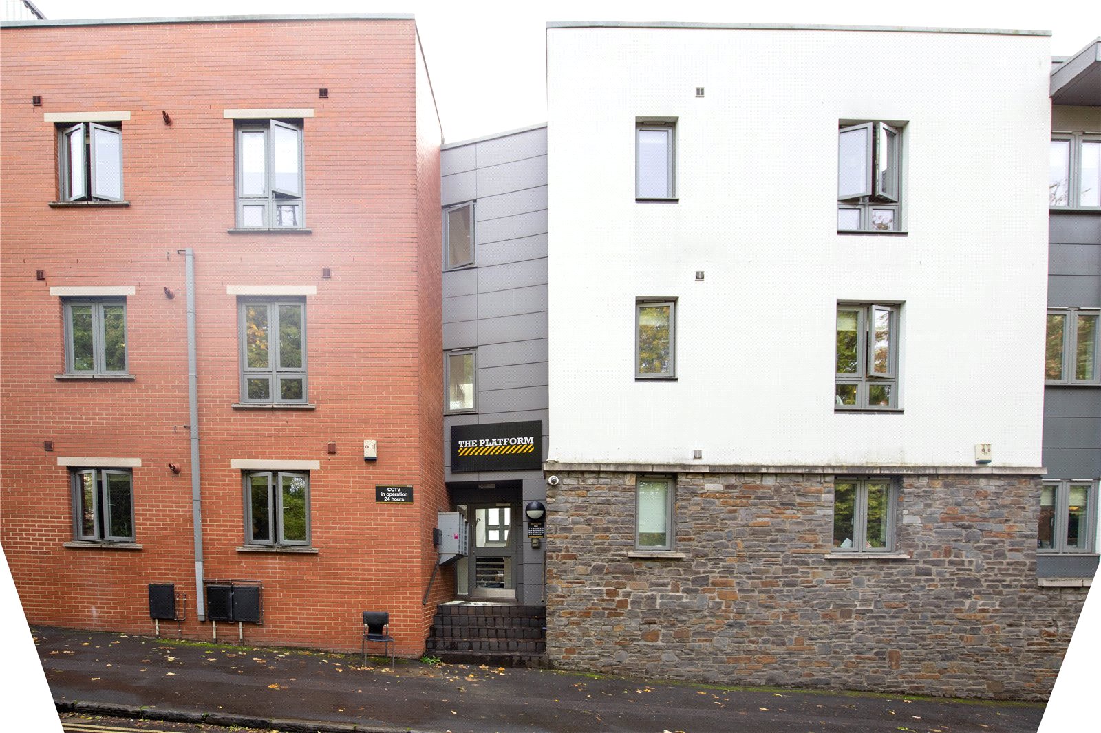 3 bedroom Flat to let in Station Road, Montpelier, Bristol