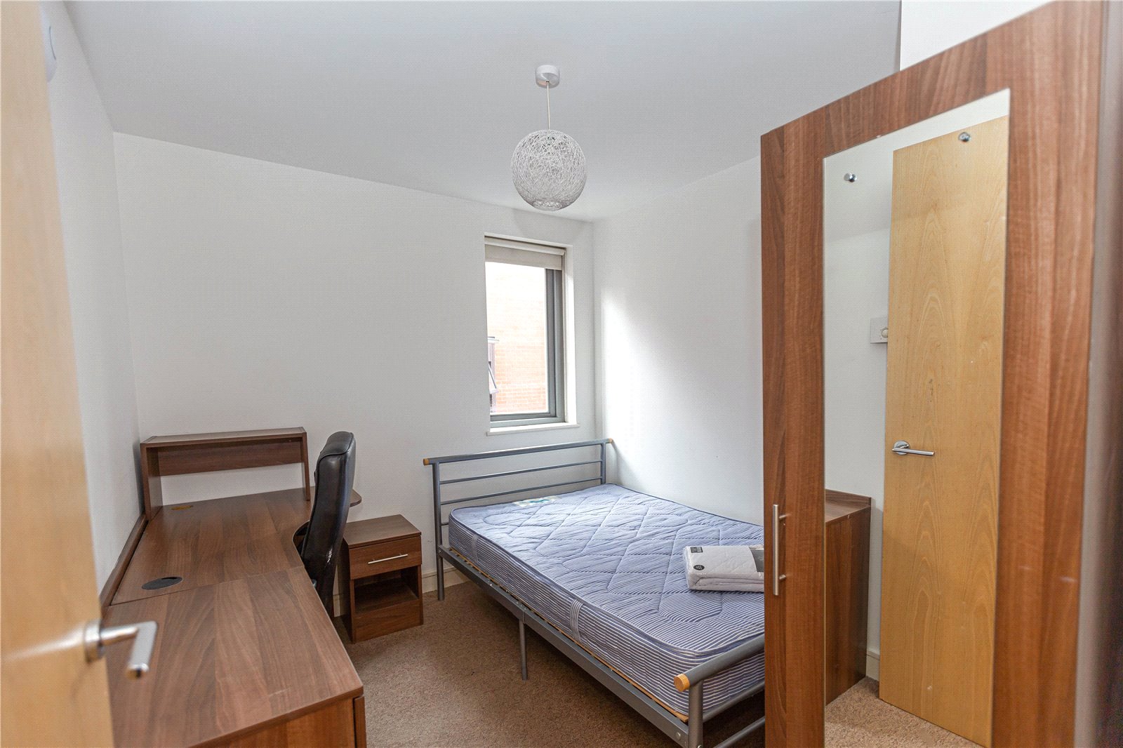 3 bedroom Flat to let in Station Road, Montpelier, Bristol