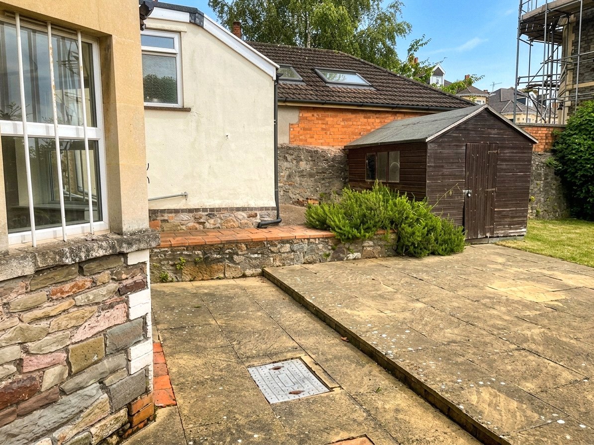 6 bedroom Flat to let in Bristol