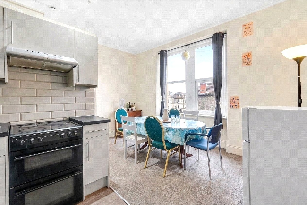 6 bedroom Flat to let in Bristol