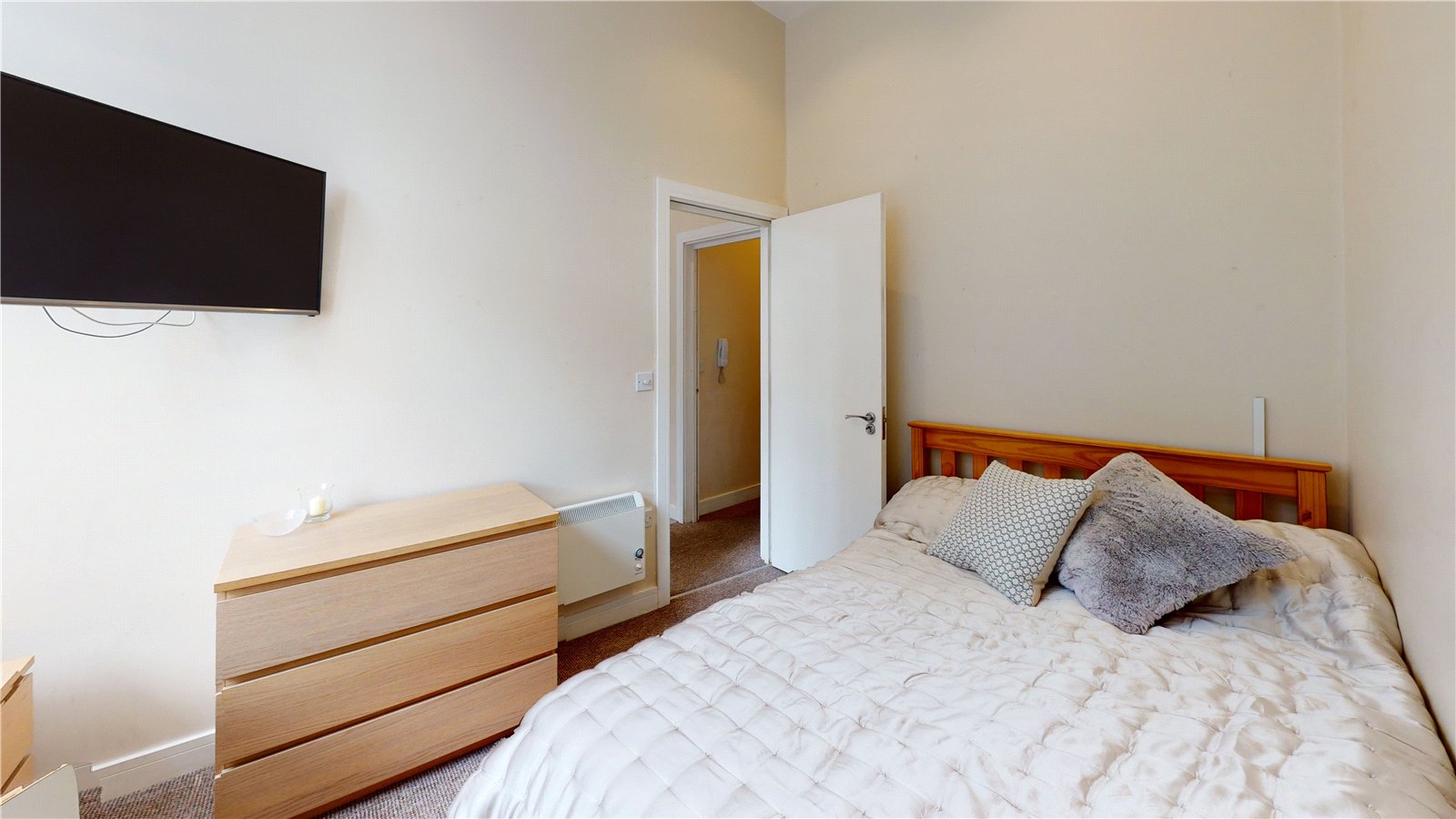 3 bedroom Flat to let in Bristol, Bristol, City of