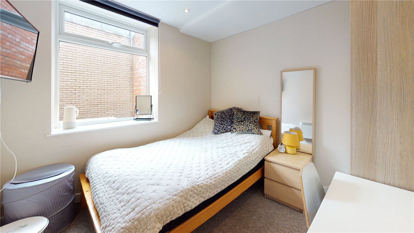 3 bedroom Flat to let in Bristol, Bristol, City of