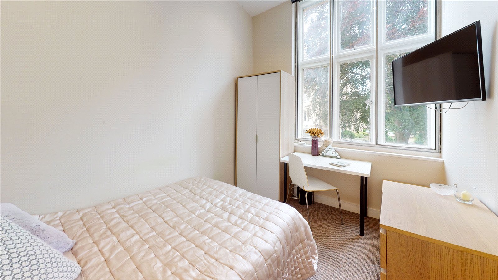 3 bedroom Flat to let in Bristol, Bristol, City of