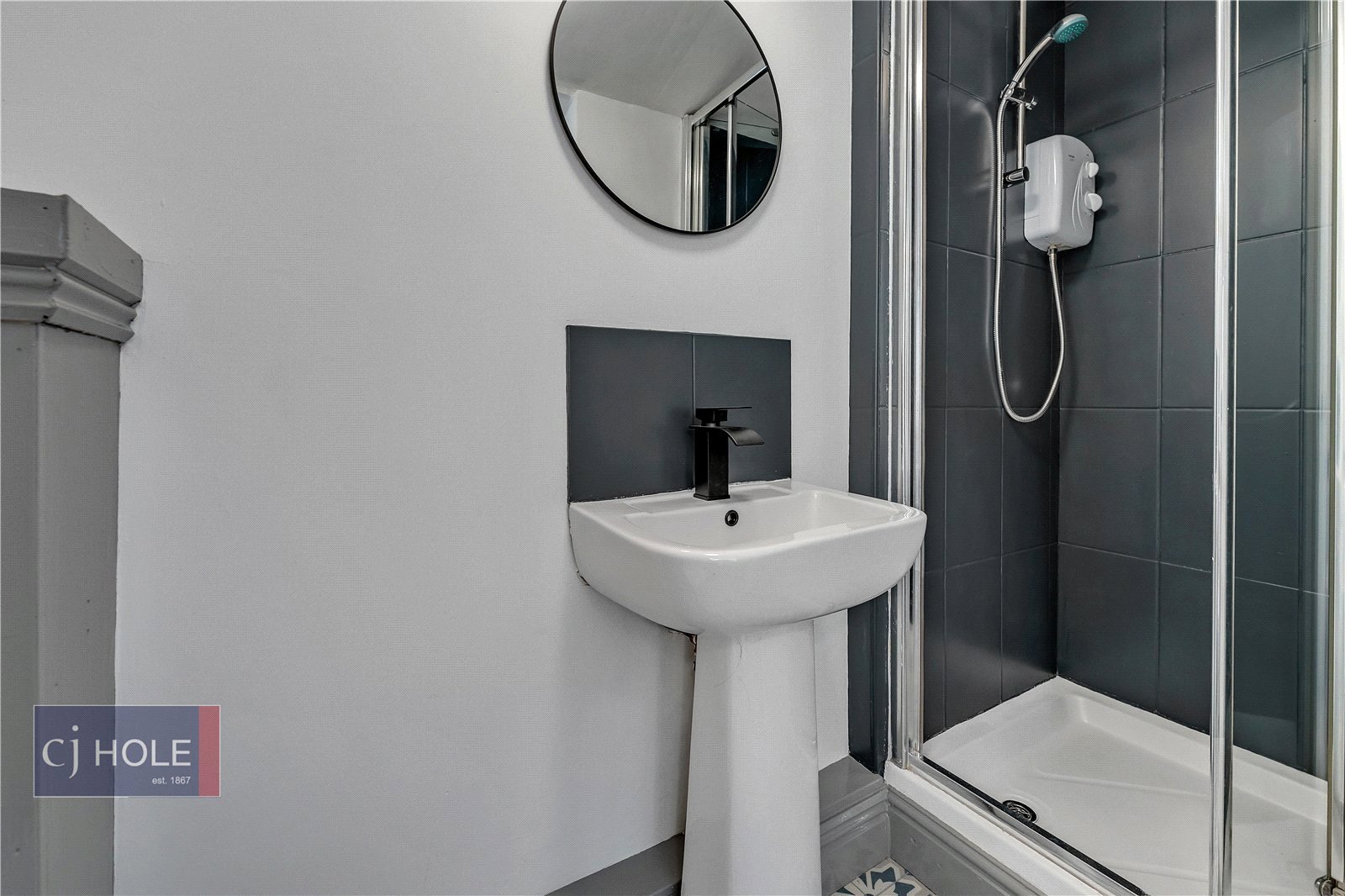 1 bedroom Bungalow to let in Bristol, Somerset