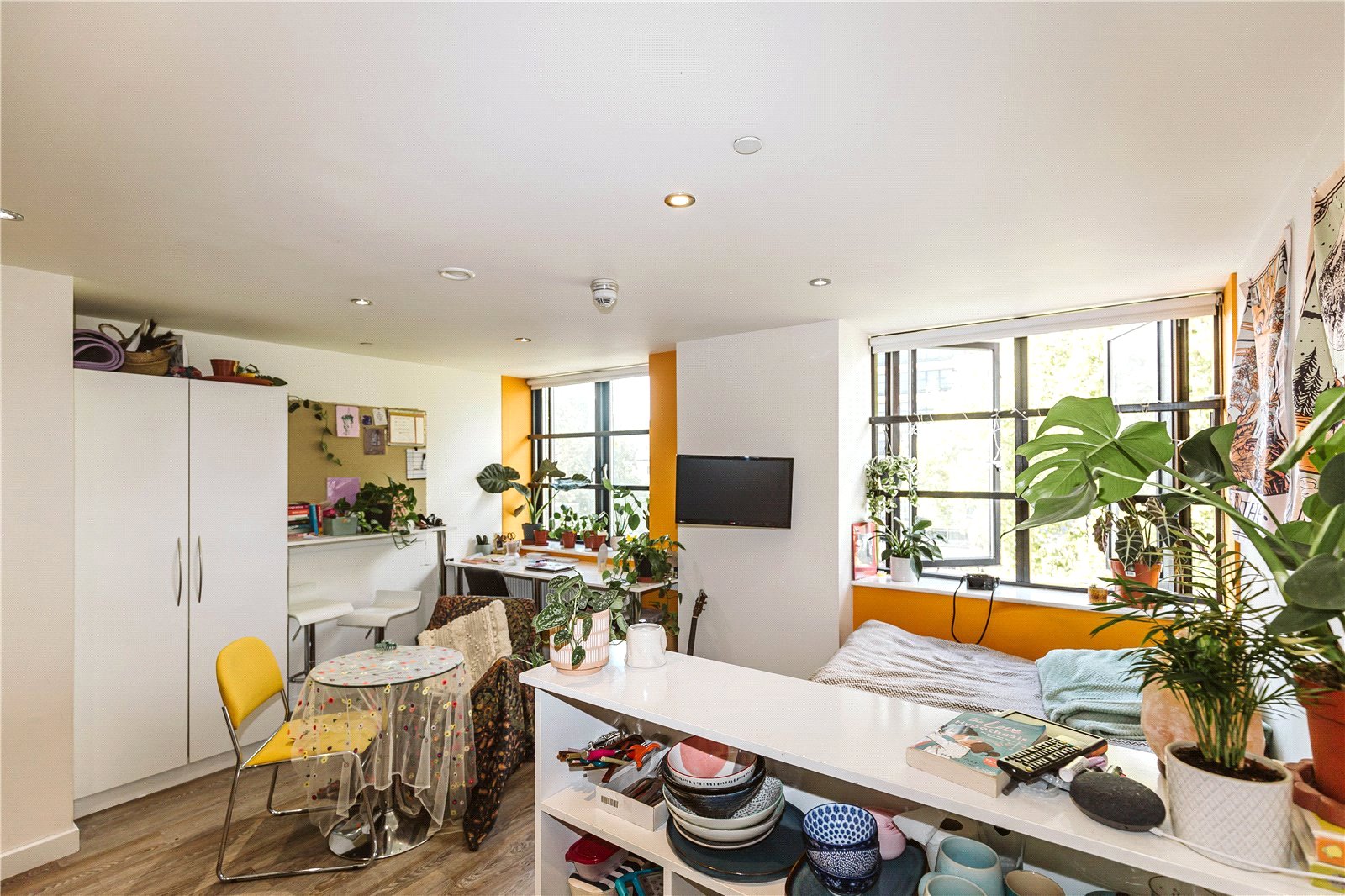 1 bedroom Flat to let in Colston Avenue, City Centre, Bristol