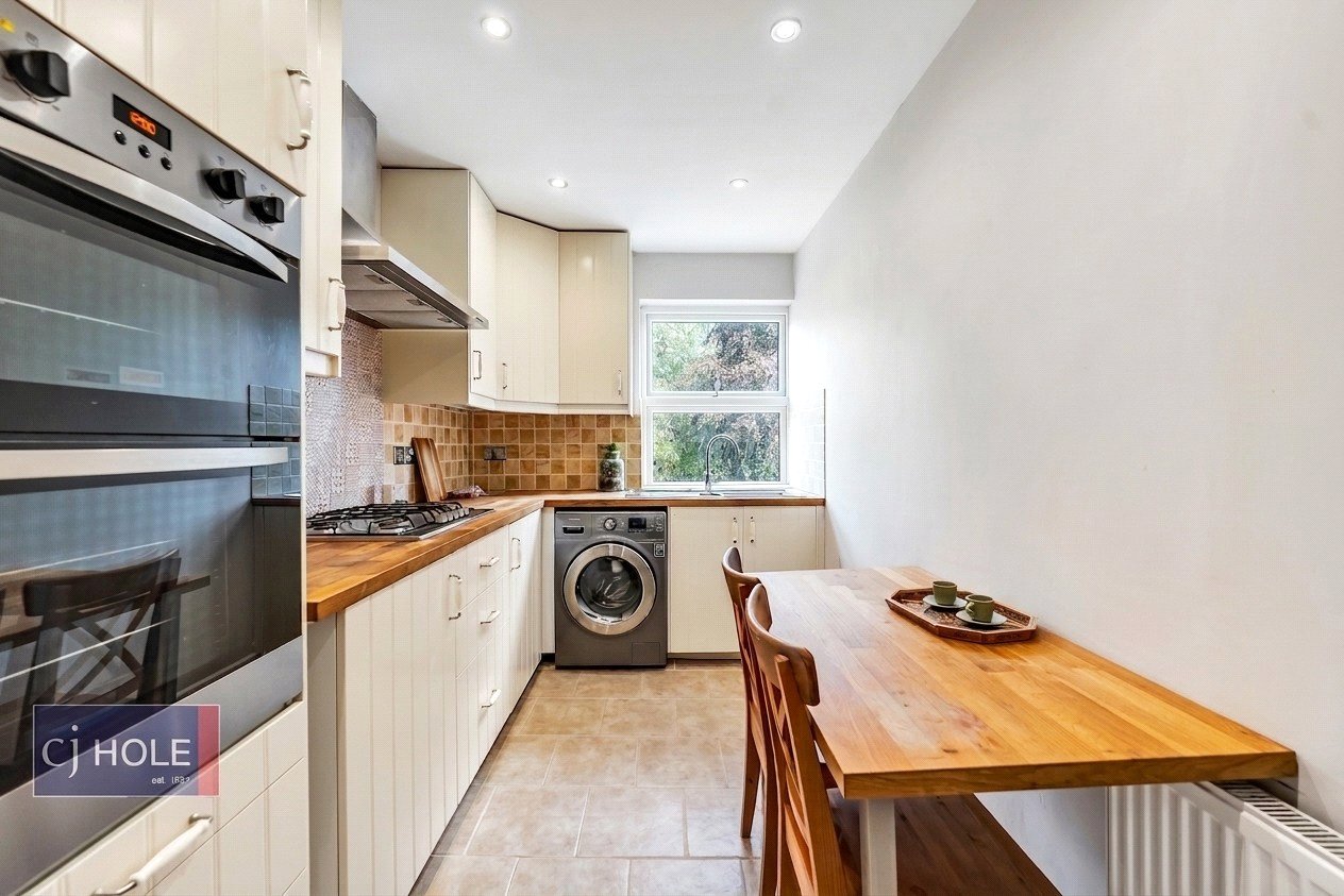 2 bedroom Property to let in Clifton, Bristol