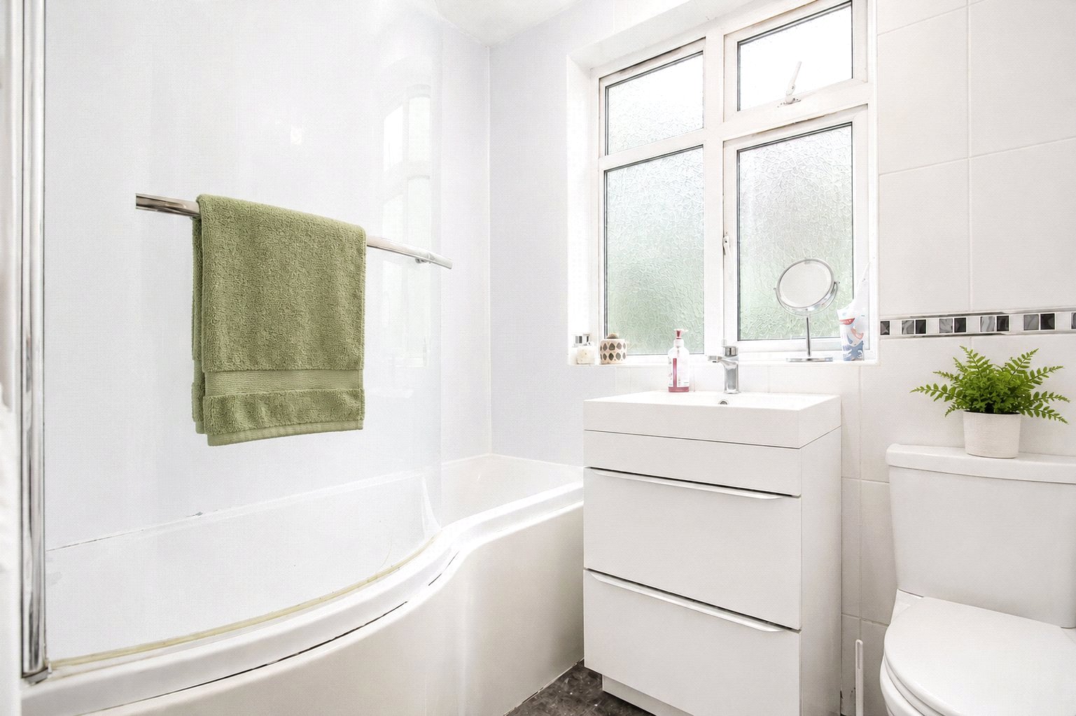4 bedroom House to let in Bristol