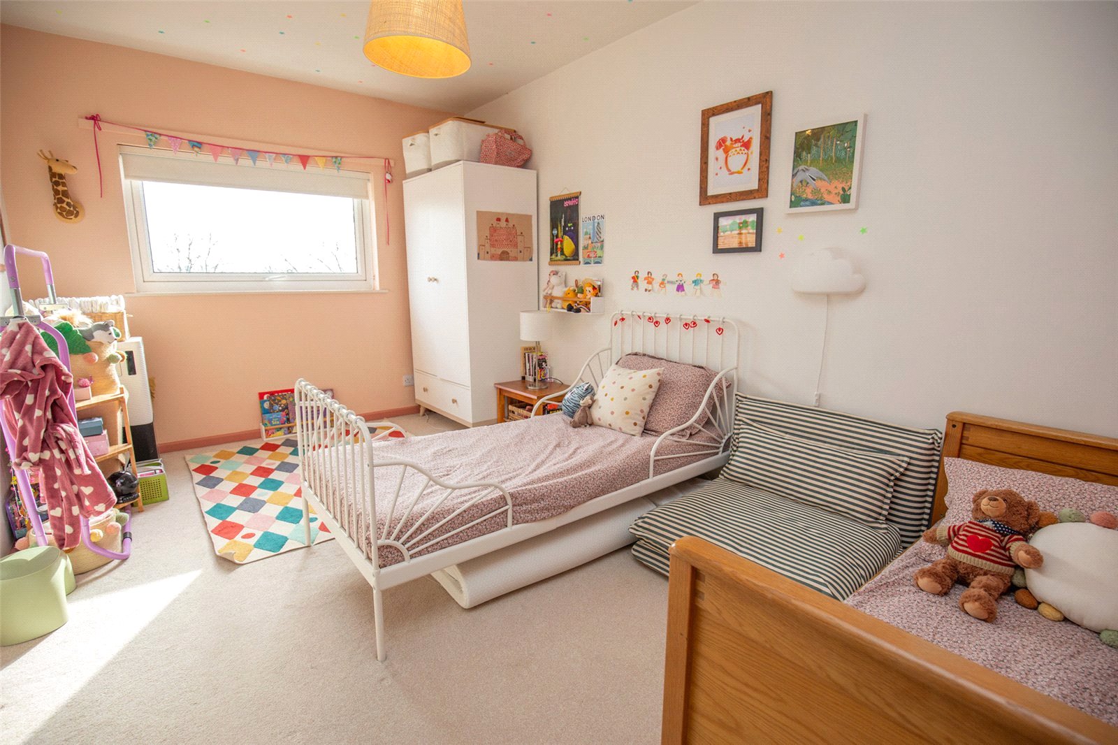 2 bedroom House to let in Bristol