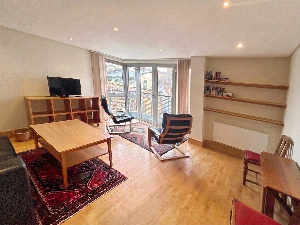 2 bedroom Flat to let in Bristol, Bristol, City of