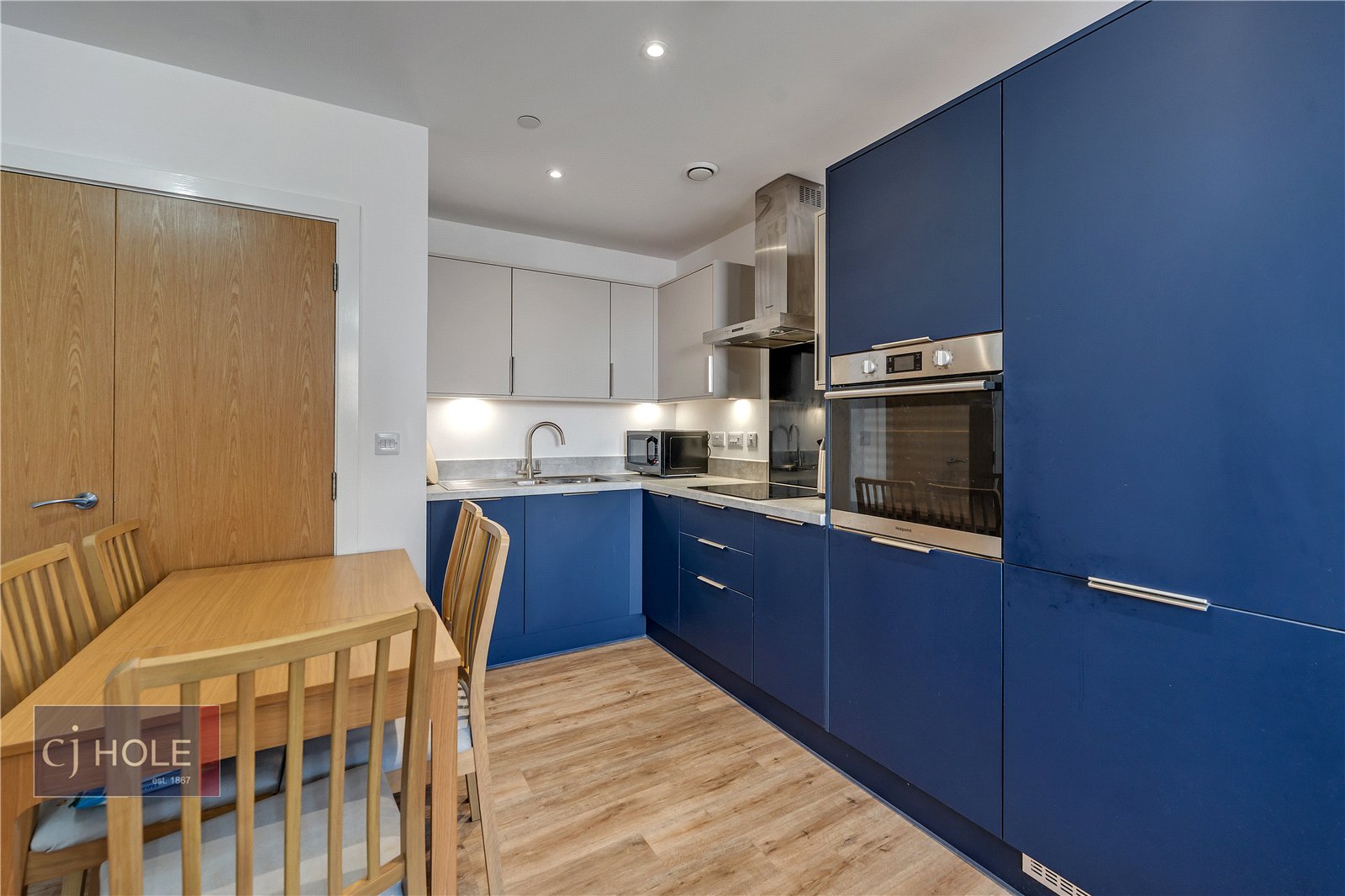 1 bedroom Flat to let in Bristol