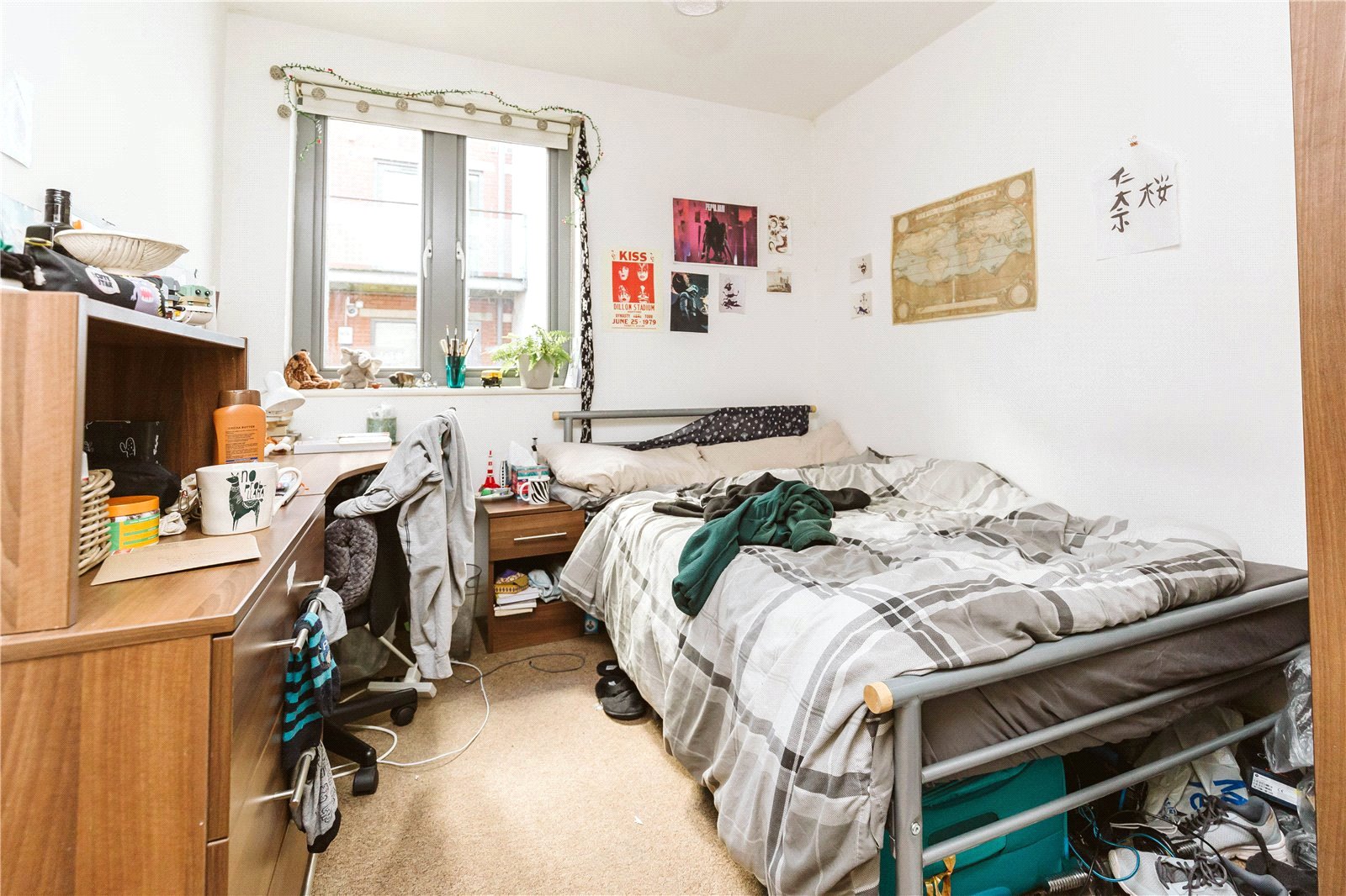 3 bedroom Flat to let in Station Road, Montpelier, Bristol