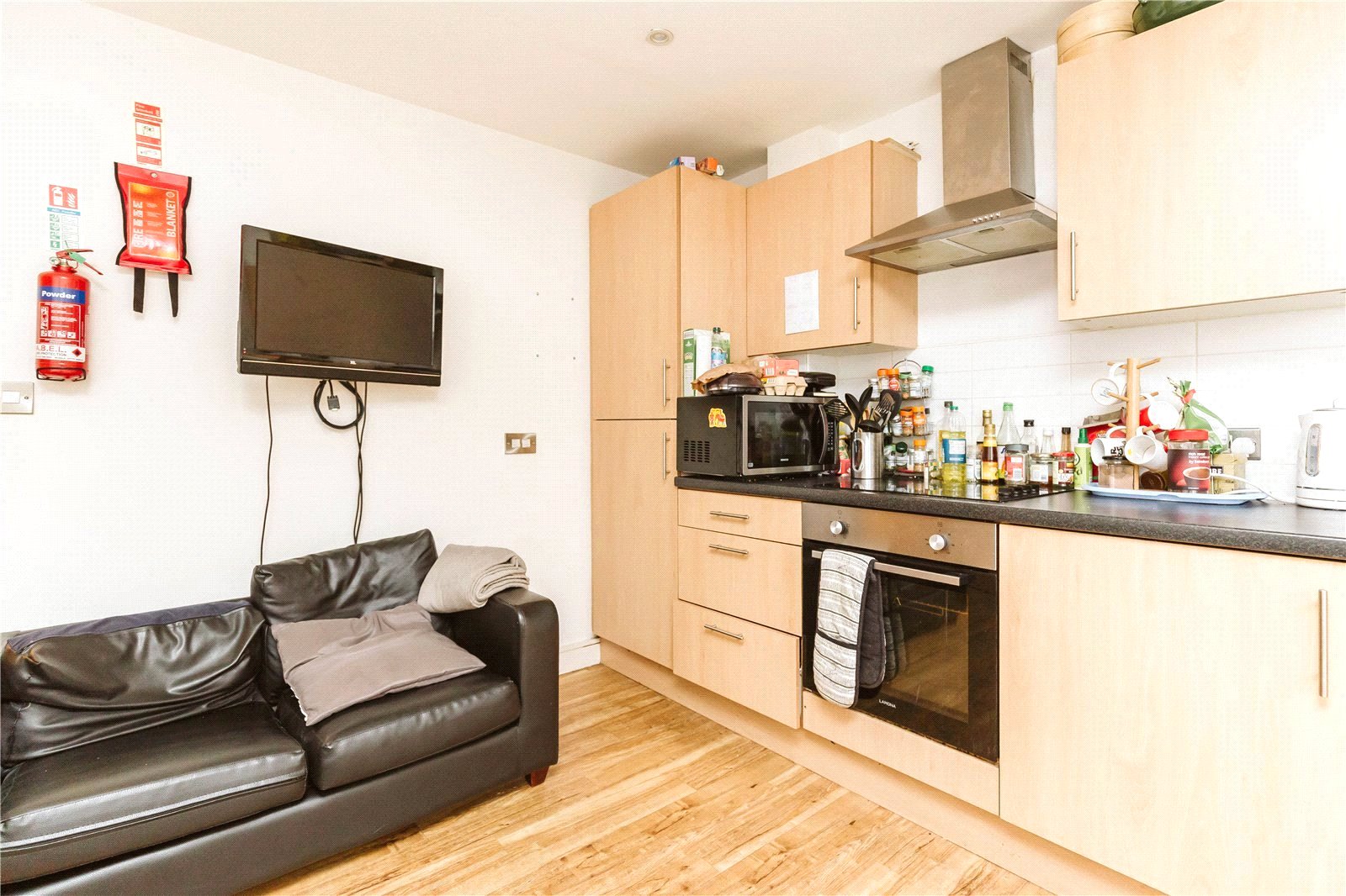 1 bedroom Flat to let in Station Road, Montpelier, Bristol