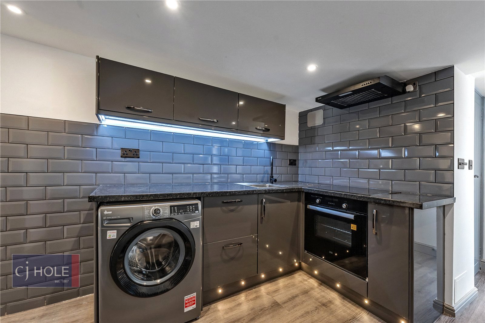 2 bedroom Flat to let in Easton, Bristol, Somerset