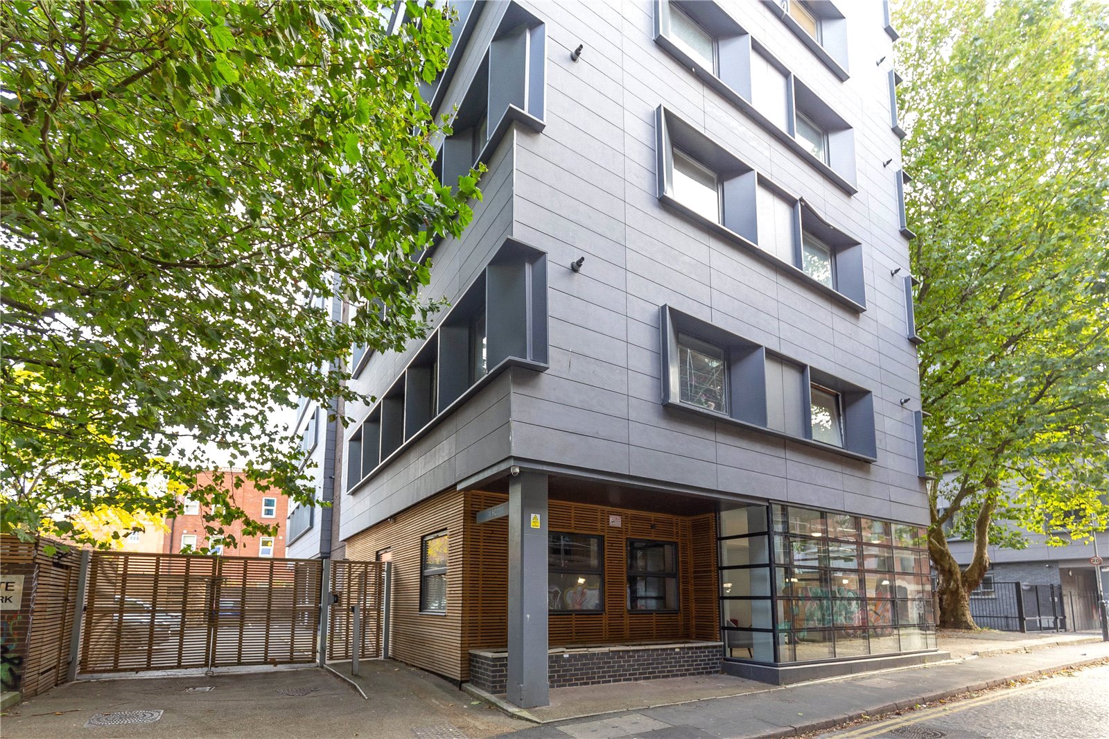 2 bedroom Flat to let in Wilder Street, St Pauls, Bristol