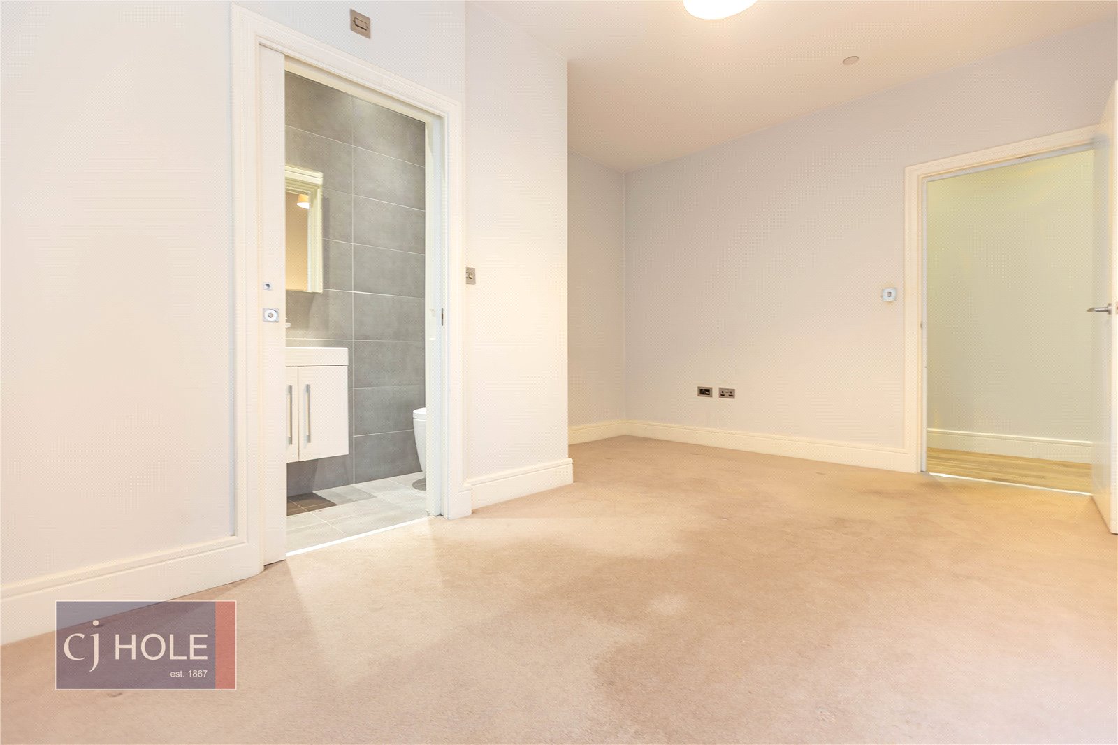 2 bedroom Flat to let in Wilder Street, St Pauls, Bristol