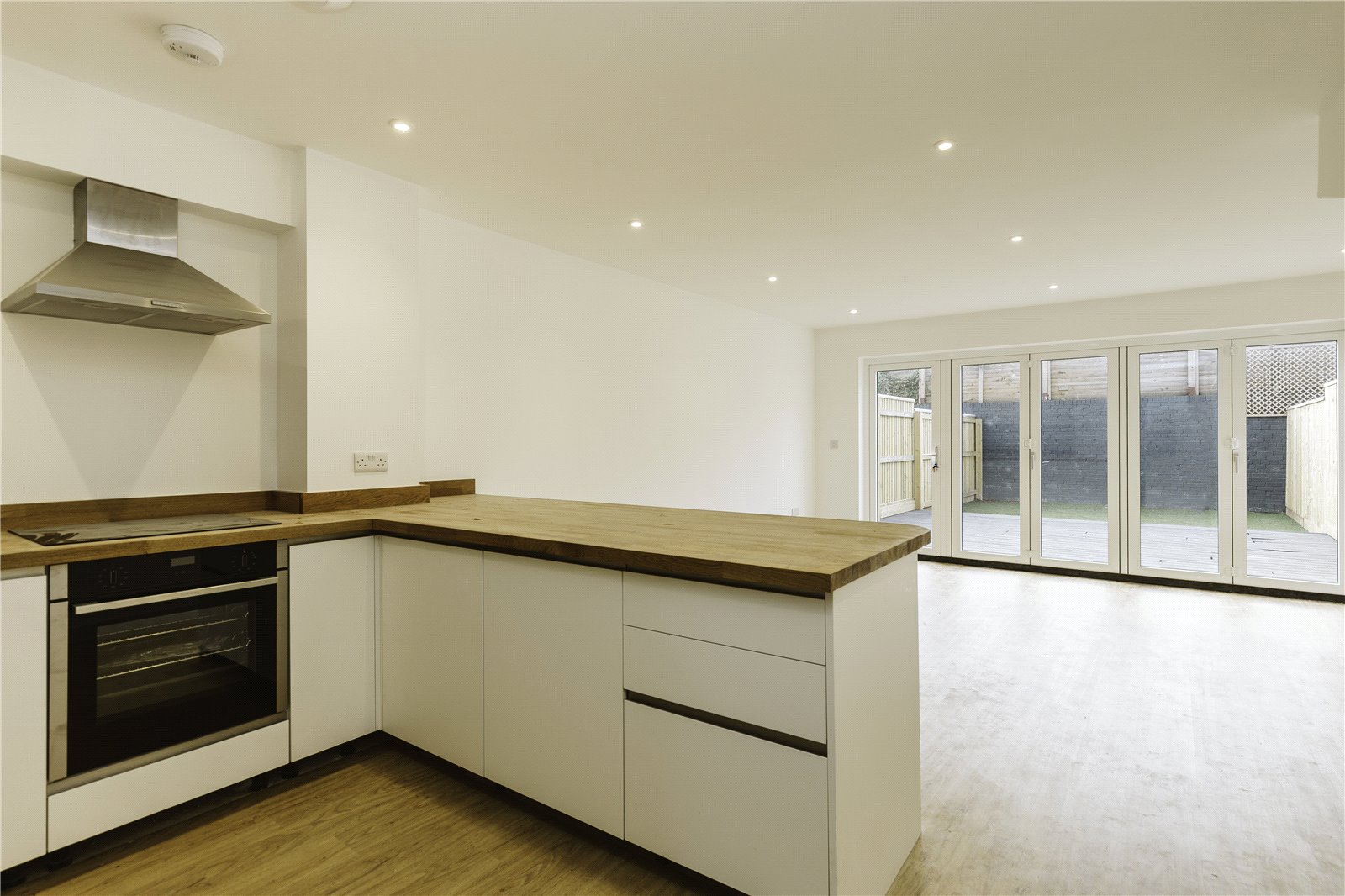 4 bedroom House for sale in St. Agnes, Bristol