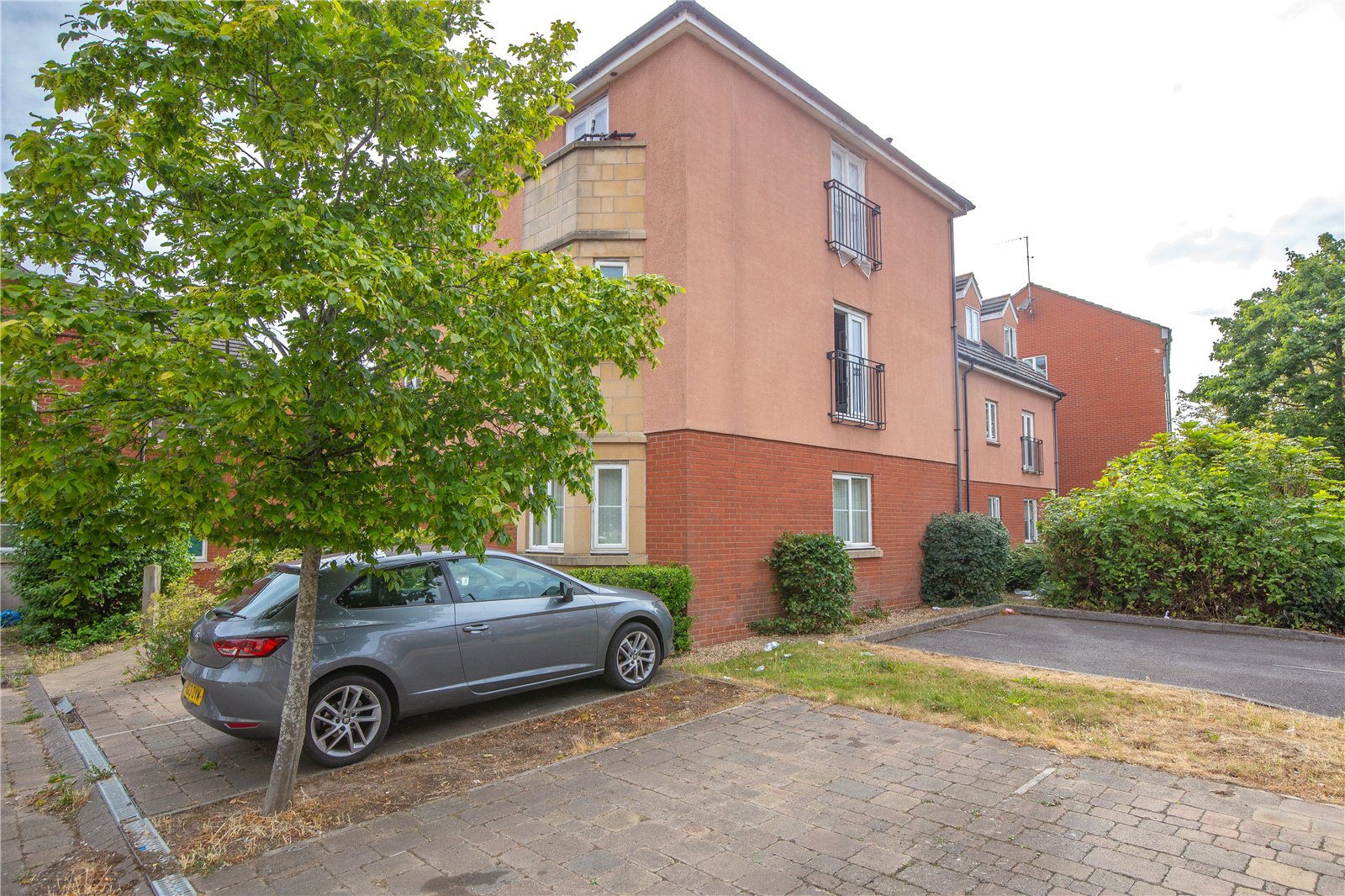 2 bedroom Flat for sale in Bristol