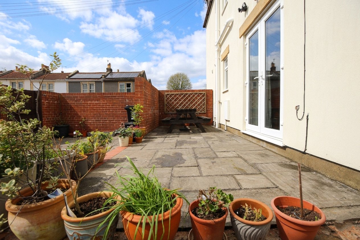 2 bedroom House for sale in Bristol