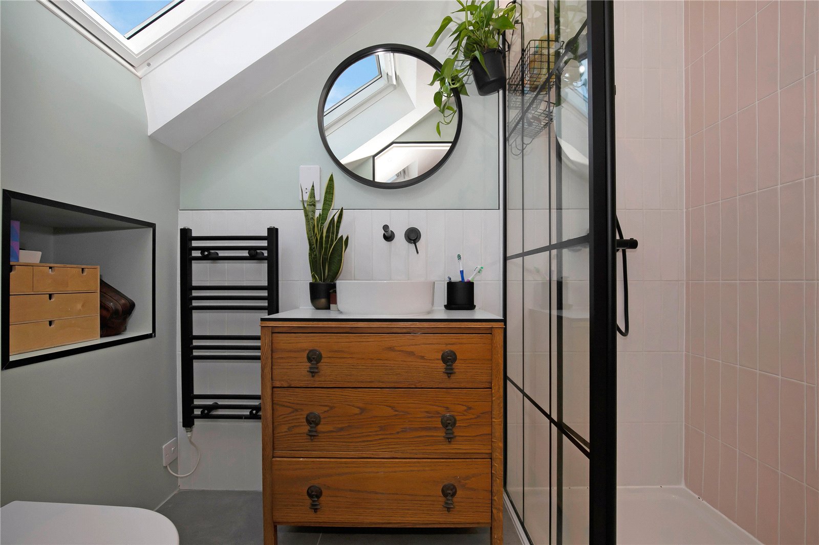 4 bedroom House for sale in Bristol