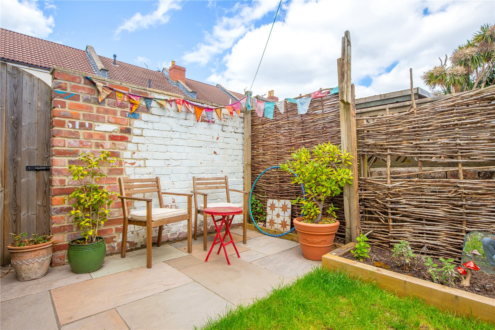 2 bedroom House for sale in Bristol
